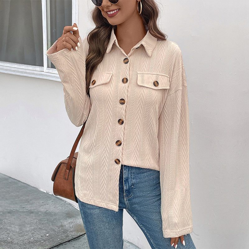 Women Wear Solid Color Shirt